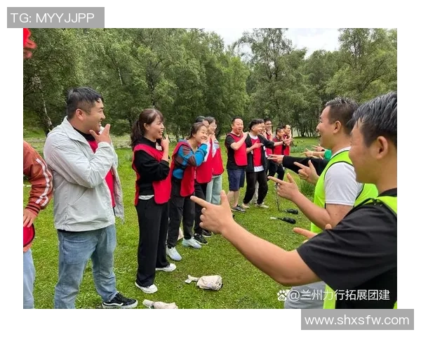 西安飞盘队的默契配合与战术分析探讨之旅 西安飞盘队的默契配合与战术分析探讨之旅