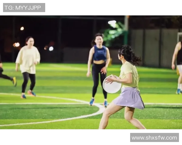 飞盘竞技的魅力与挑战:深入武汉飞盘队的赛场故事与经验分享 飞盘竞技的魅力与挑战:深入武汉飞盘队的赛场故事与经验分享