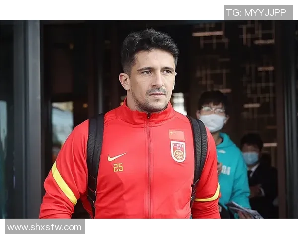 足球明星洛国富的个人资料与职业生涯全景解析